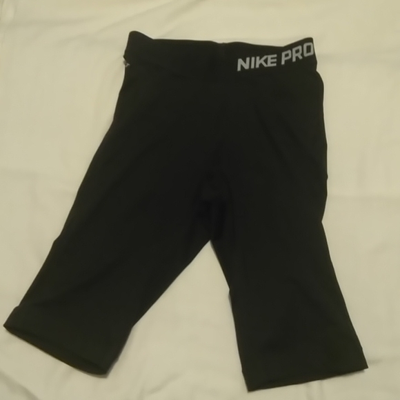 Nike Pants - CLEARANCE! Nike workout shorts